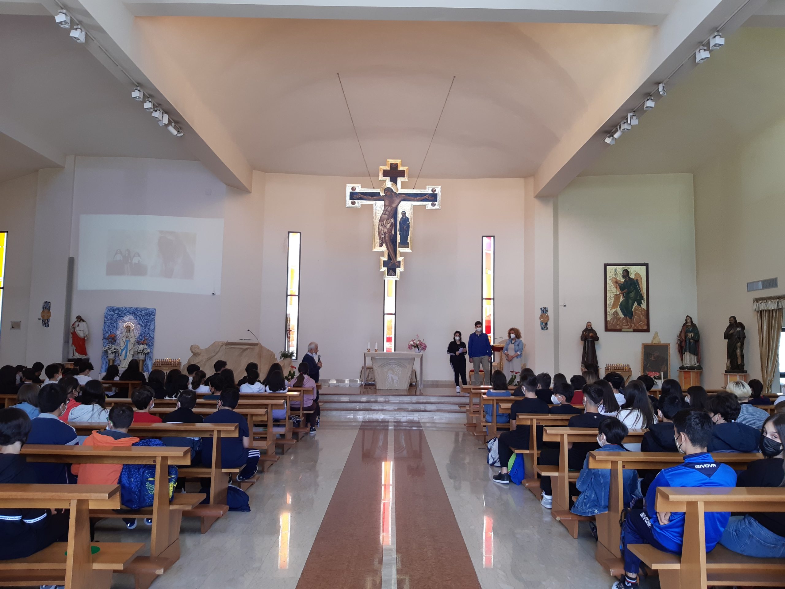 Seconda giornata di incontri e riflessioni - “Affidiamo i Popoli che soffrono alla Madonna- La Pace: Dono del Cristo Risorto”